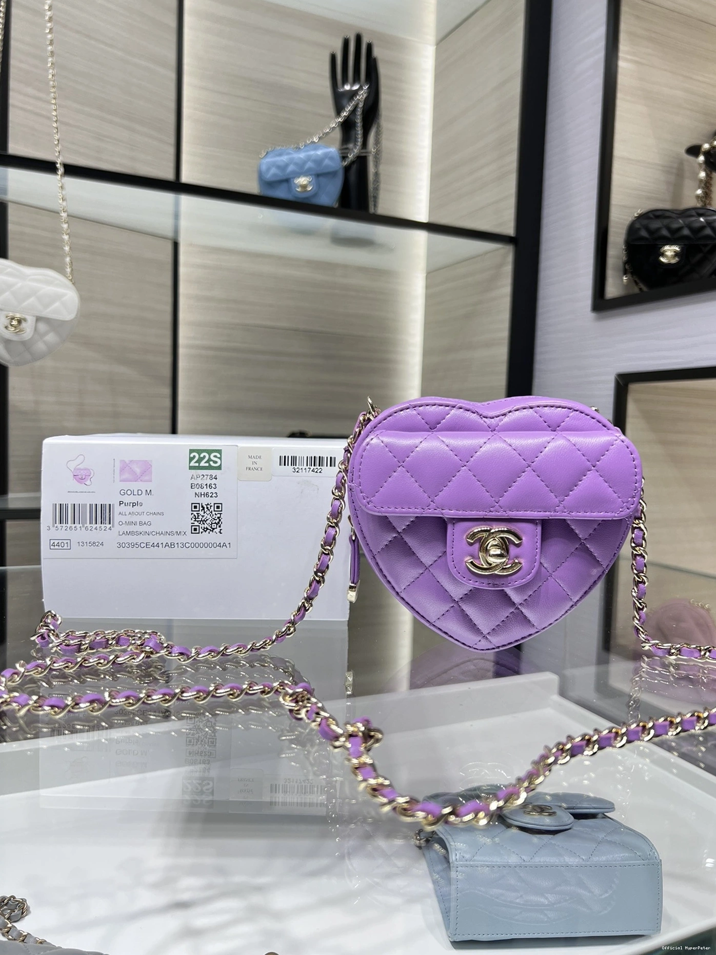 Hyper Peter HEART CHANEL WITH CHAIN CHANELUTCH 0721